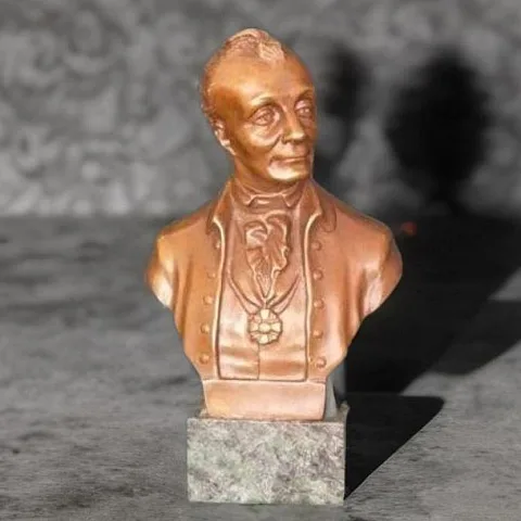 Бюст «Суворов» с патиной, 140 мм — оригинальный подарок