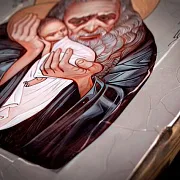 Икона деревянная "Святой Симеон Богоприимец" — красивый подарок — фотография 9