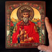 Икона деревянная "Святой князь Владимир" — необычный подарок — фотография 2