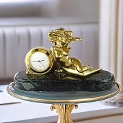 Настольные часы со скульптурой девушки из бронзы и змеевика — оригинальный подарок — фотография 1