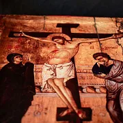Икона "Распятие Иисуса Христа " +подставка — оригинальный подарок — фотография 6