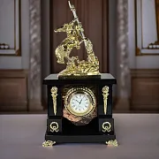 Интерьерные часы «Георгий Победоносец» — необычный подарок — фотография 1