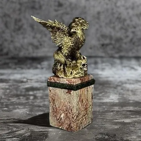 В подарок: Сувенир «Парящий орел» из бронзы, 110×110×280 мм