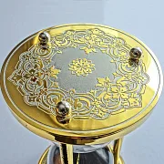 Песочные часы «Черный песок». Златоуст — необычный подарок — фотография 3
