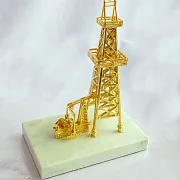 Сувенир «Нефтяная вышка» — красивый подарок — фотография 6