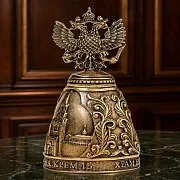 На память: Бронзовый колокольчик «Москва. Герб РФ» — фотография 1