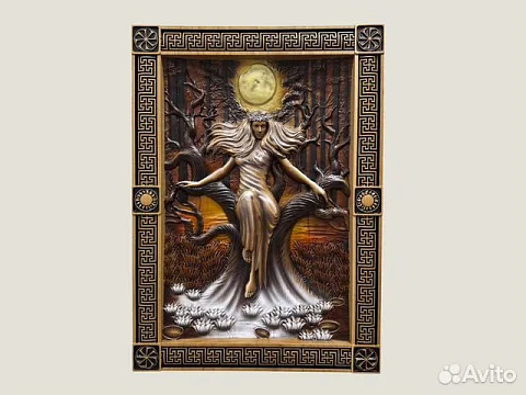 Подарочное резное панно «Наваждение» из бука