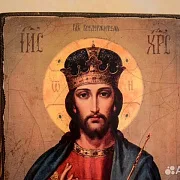 Икона деревянная "Христос Вседержитель" — оригинальный подарок — фотография 3