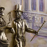 На память: Картина «Вечерняя прогулка. Ессентуки» на ониксе с подсветкой — фотография 4