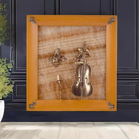 На память: Картина «Скрипачка и контрабасист» на ониксе