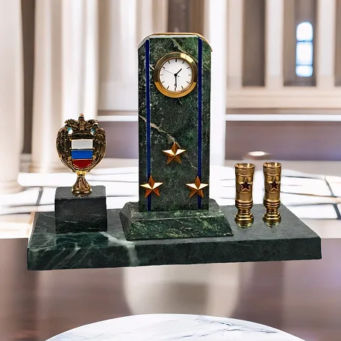 Часы «Погон» с гербом ФСО и подставками — красивый подарок